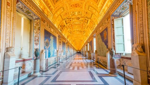 ULTIMATE VIP SUPER EARLY VATICAN MUSEUMS AND SISTINE CHAPEL TOUR